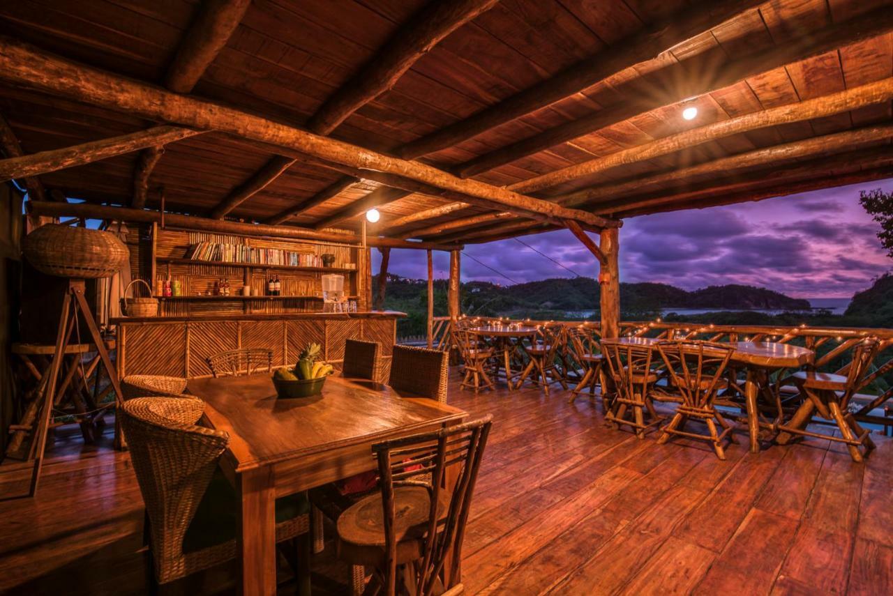 Eden On The Chocolata Hotel ซานฮวนเดลซูร์ ภายนอก รูปภาพ