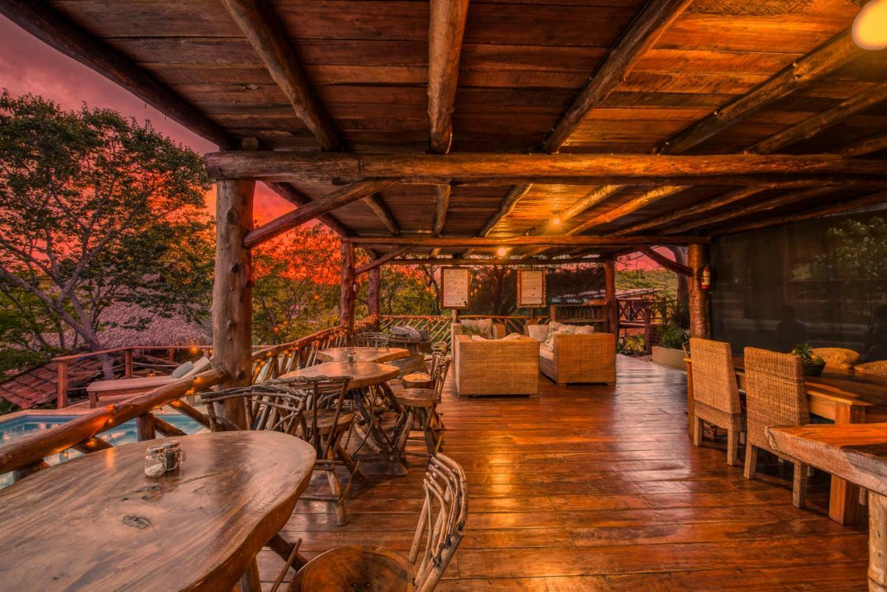 Eden On The Chocolata Hotel ซานฮวนเดลซูร์ ภายนอก รูปภาพ